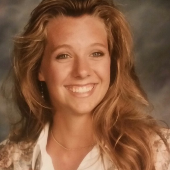 Meet your Posher, Aubrey - Picture 1 of 1